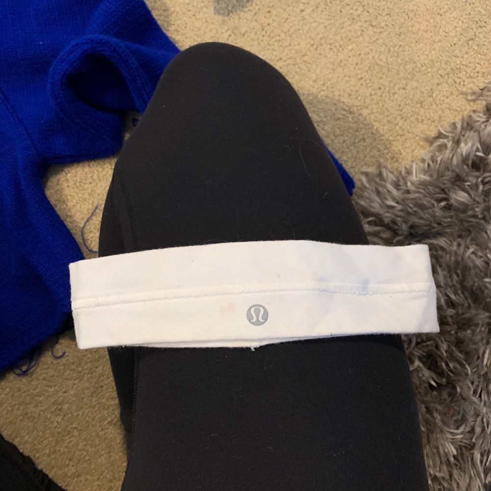 white lulu headband